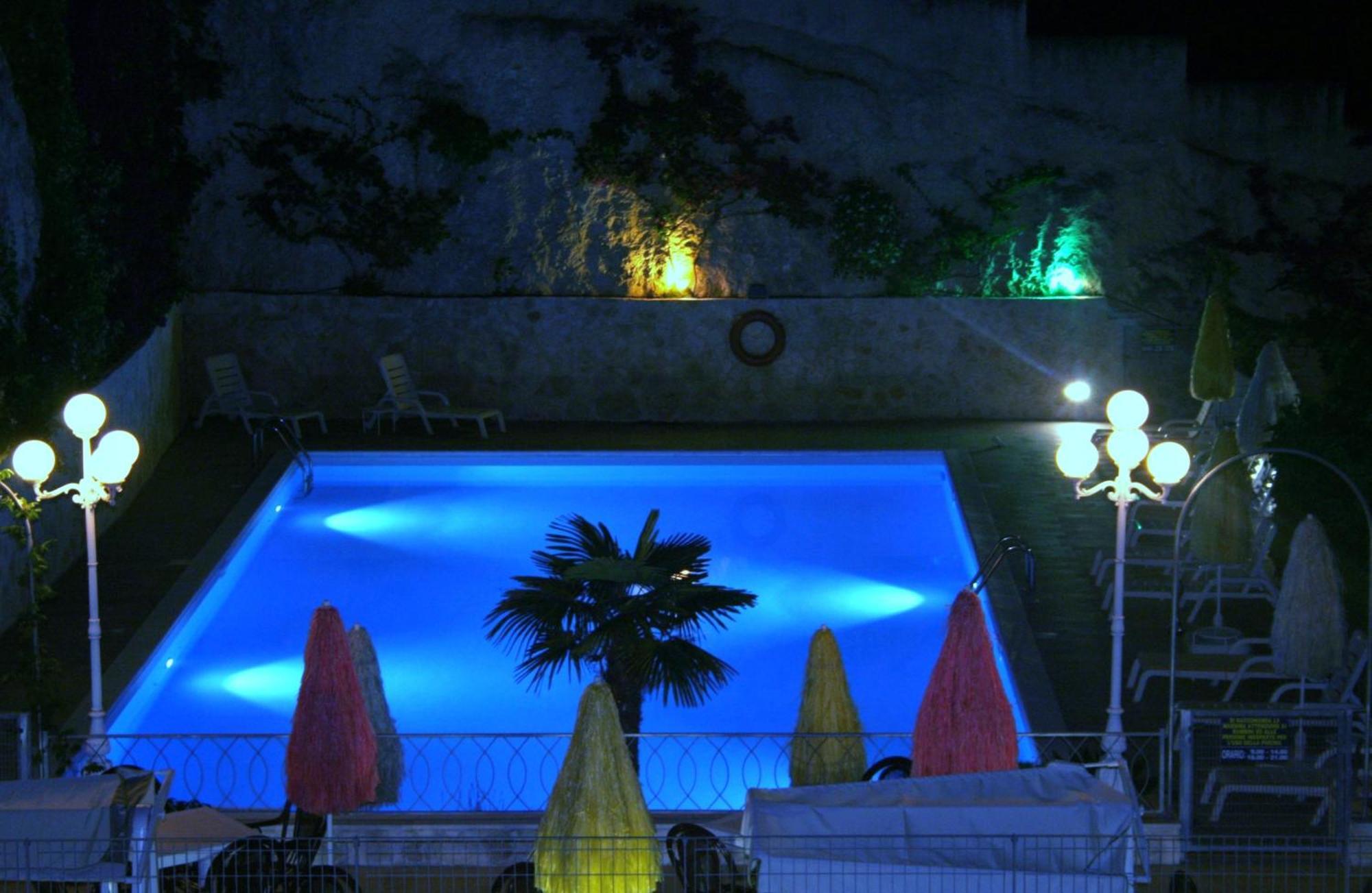 Hotel Timiama Peschici Exteriör bild