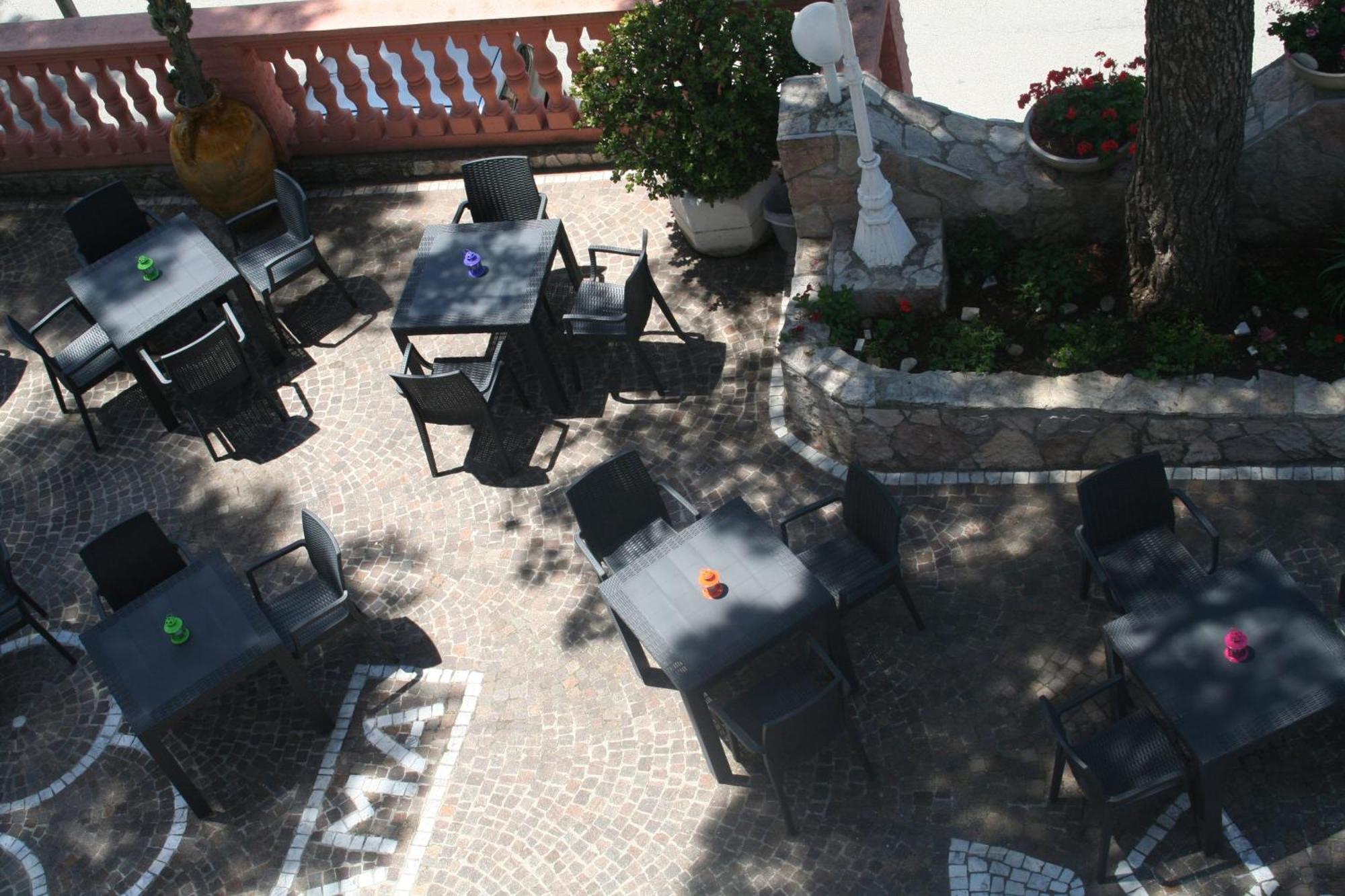 Hotel Timiama Peschici Exteriör bild