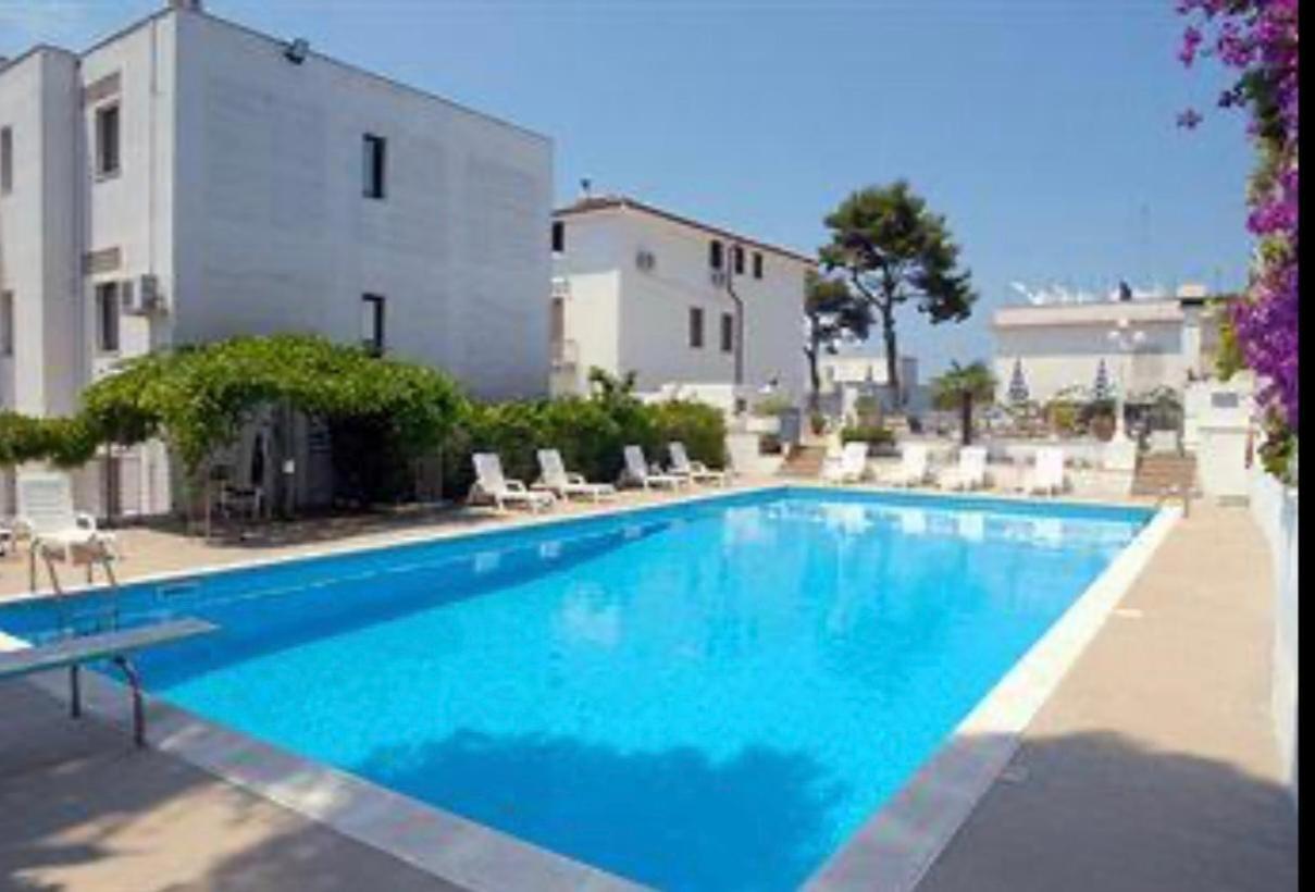 Hotel Timiama Peschici Exteriör bild