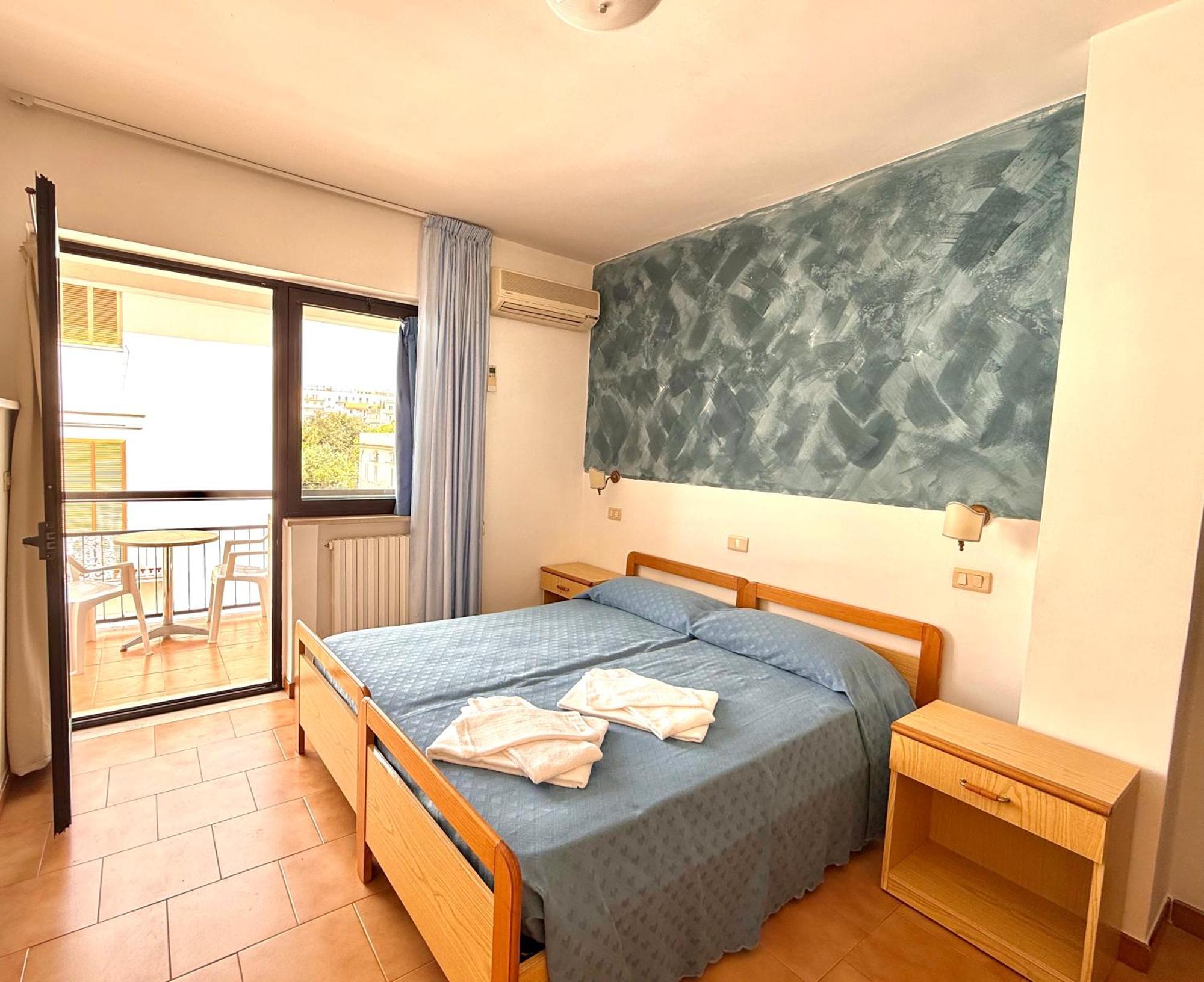 Hotel Timiama Peschici Exteriör bild